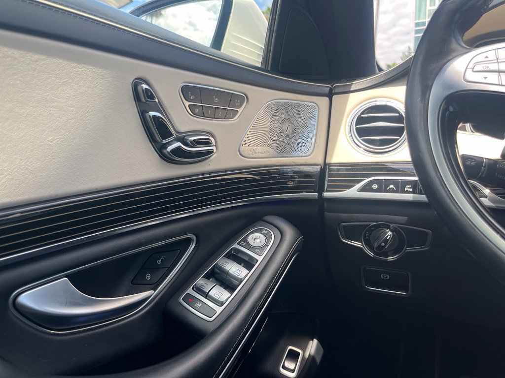 Used 2016 Mercedes-Benz S 550 4MATIC Sedan image 20