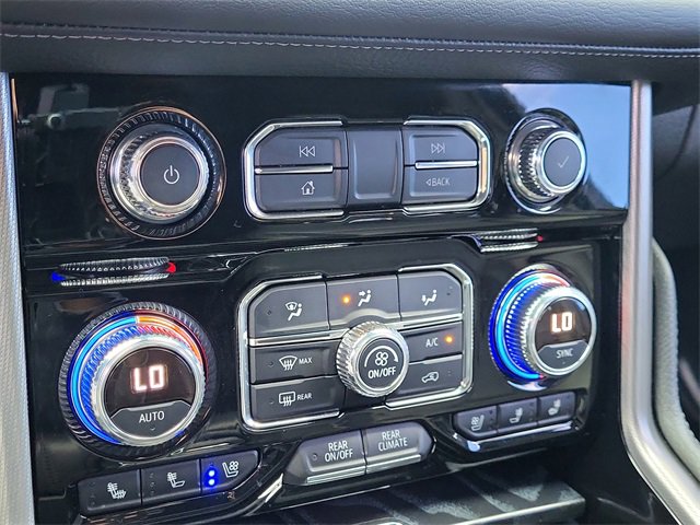 Used 2022 GMC Yukon Denali image 24