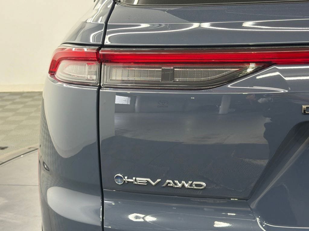 New 2026 Toyota Crown Signia AWD/4WD image 12