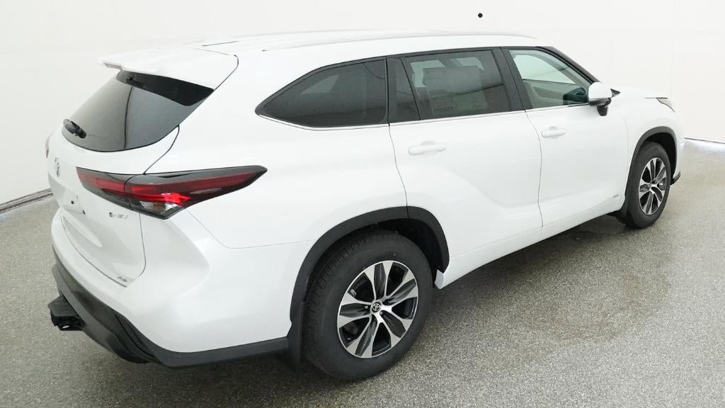 New 2026 Toyota Highlander XLE AWD/4WD image 9