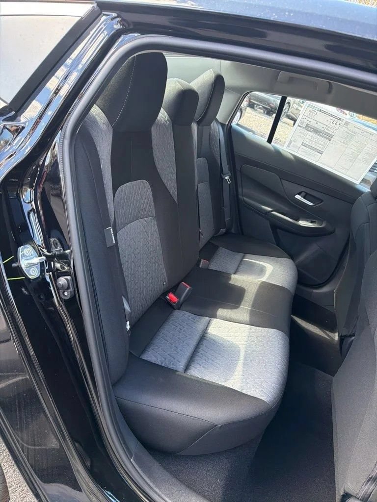 Certified 2025 Nissan Sentra SV w/ All-Weather Package FWD image 19