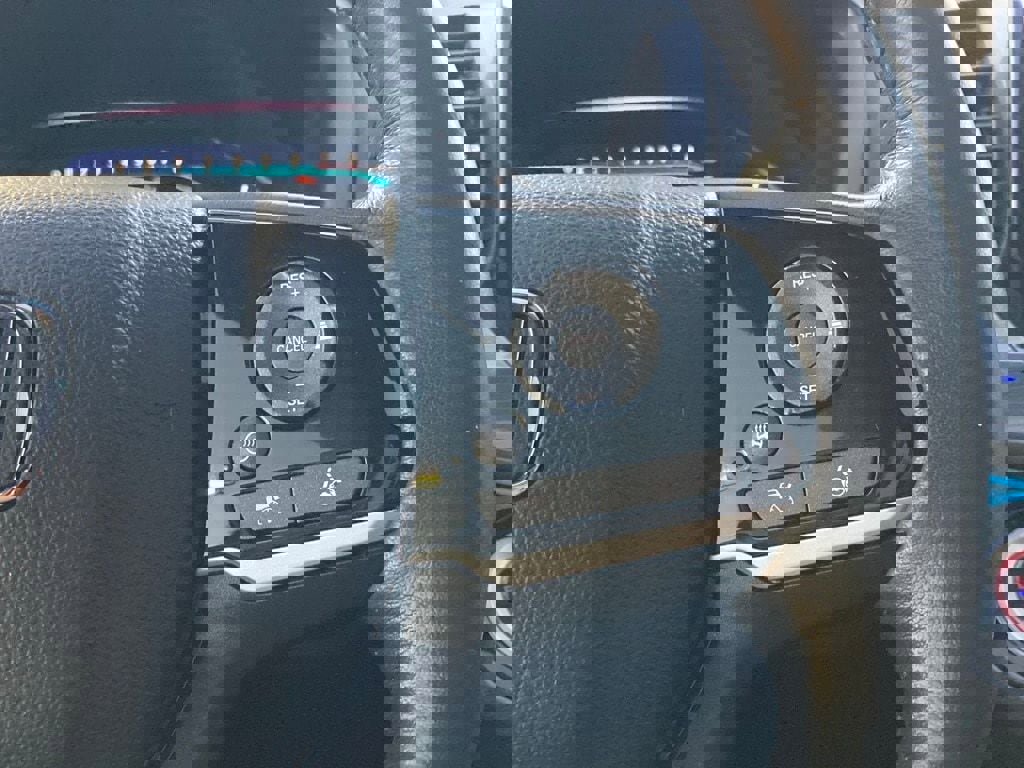 Used 2023 Honda Odyssey Elite image 20