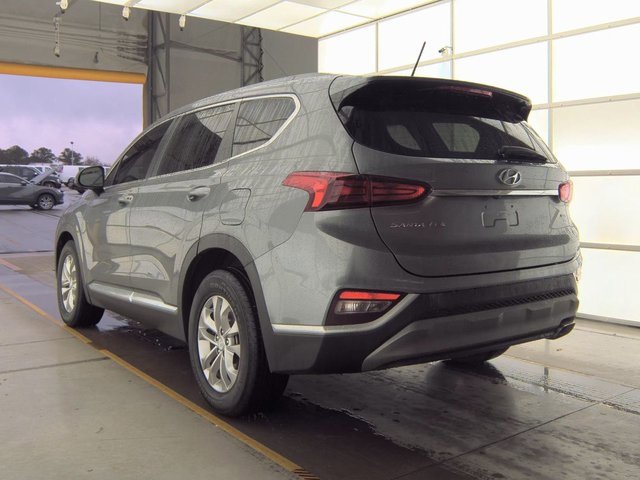 Used 2020 Hyundai Santa Fe SE image 4