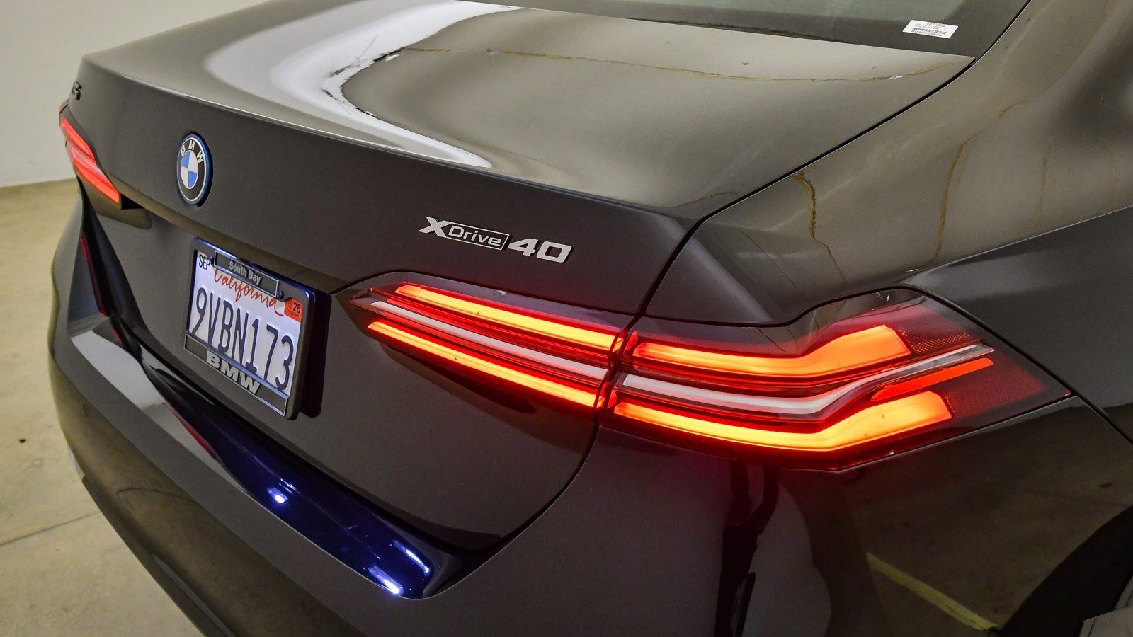 Used 2025 BMW i5 xDrive40 w/ Premium Package image 12