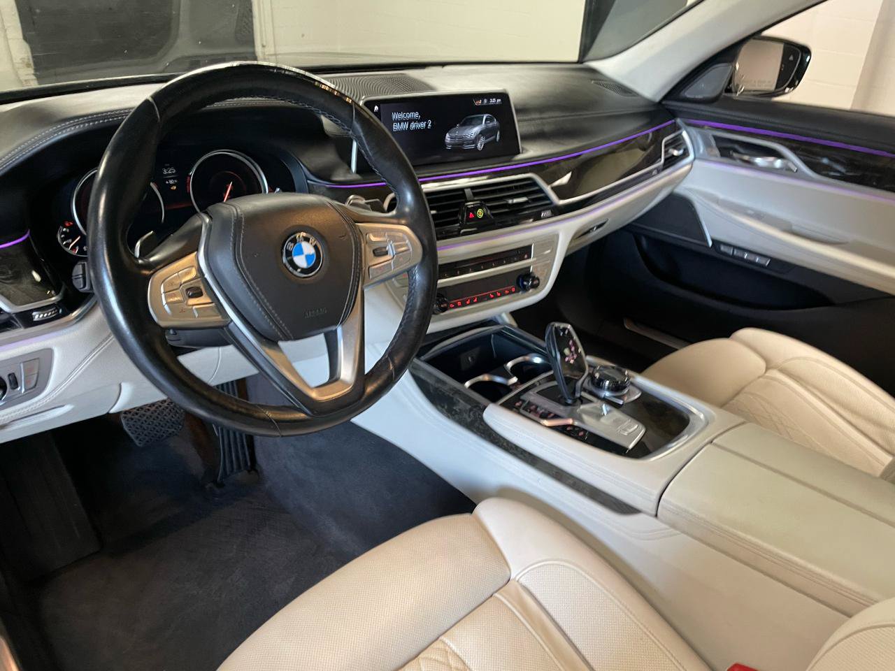 Used 2018 BMW 750i xDrive AWD/4WD image 20