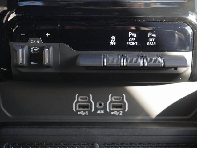 New 2026 RAM 1500 4x4 Crew Cab image 24