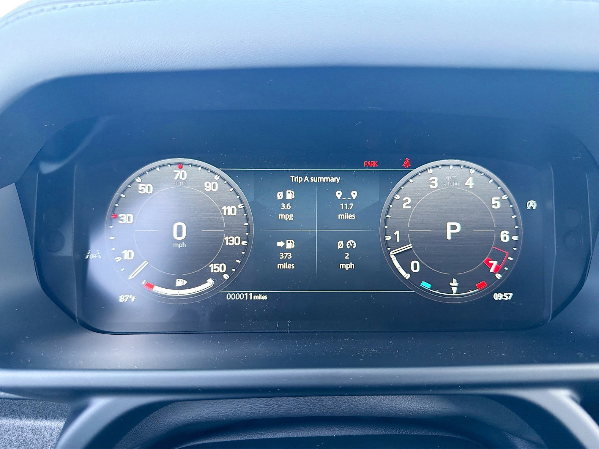 New 2026 Land Rover Defender 110 X-Dynamic SE AWD/4WD image 41
