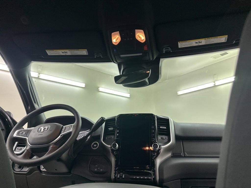 New 2026 RAM 2500 Big Horn AWD/4WD image 21