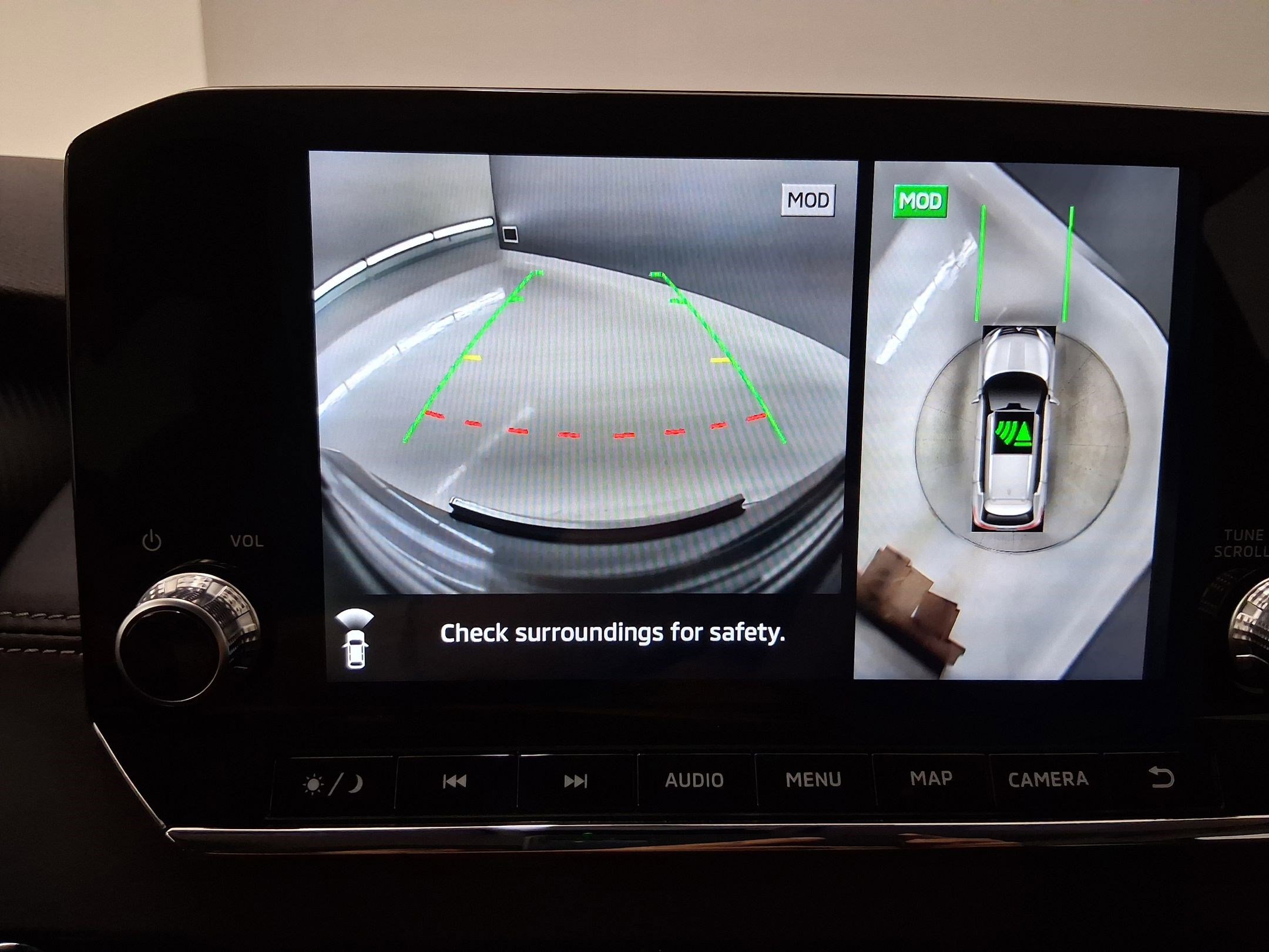 Used 2024 Mitsubishi Outlander SE image 30