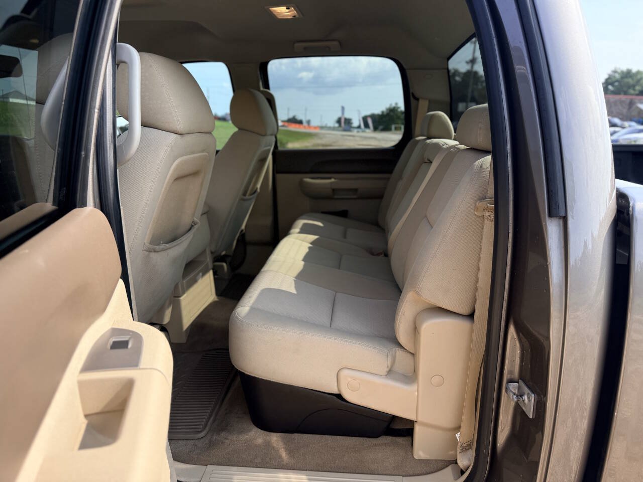 Used 2012 Chevrolet Silverado 1500 LT RWD image 18