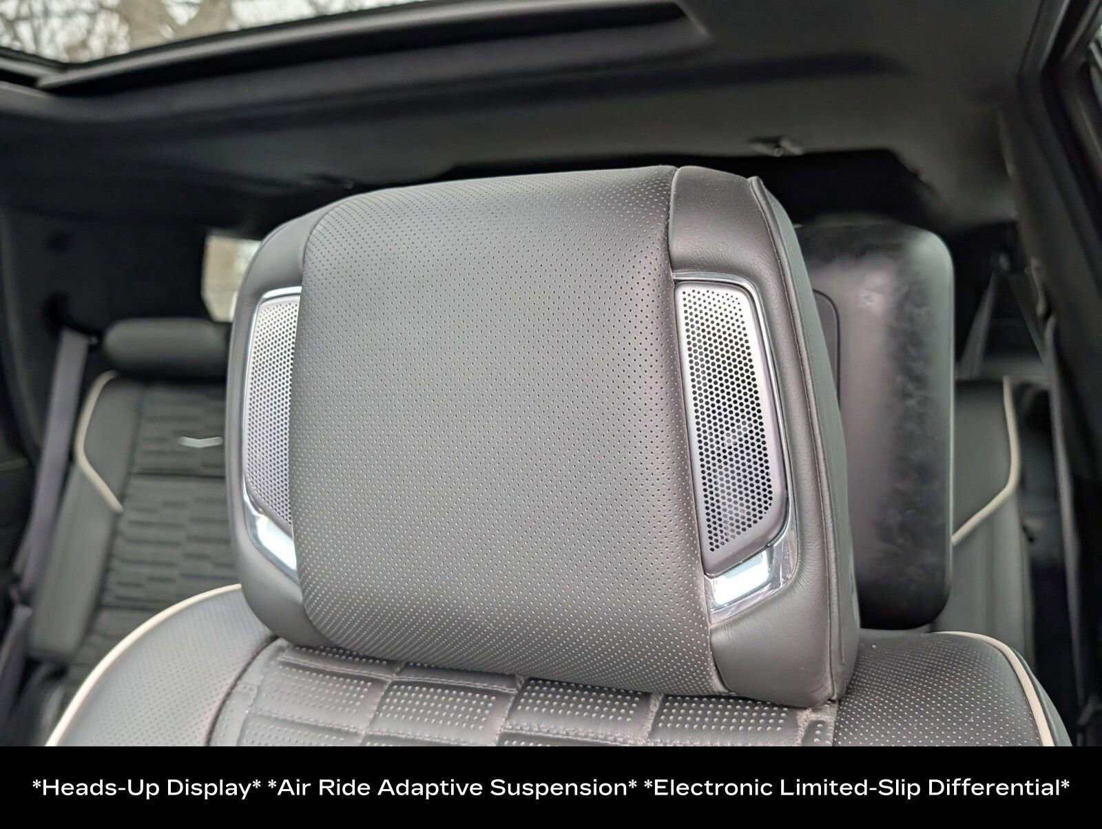 Certified 2024 Cadillac Escalade Sport Platinum w/ LPO, ONYX Package image 9