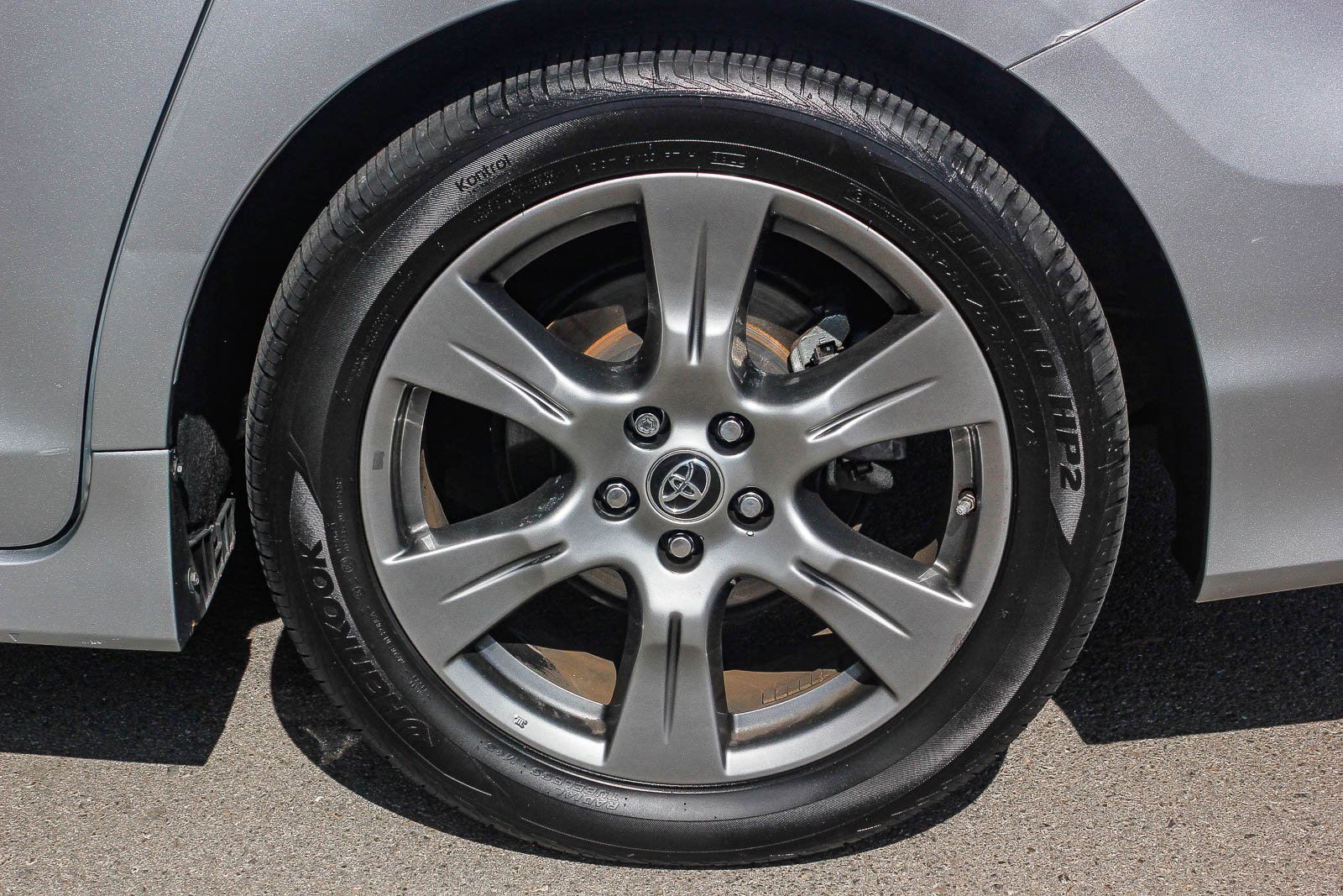 Used 2020 Toyota Sienna SE w/ Carpet Mat Package image 11