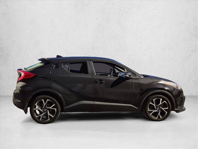 Used 2018 Toyota C-HR XLE FWD image 4