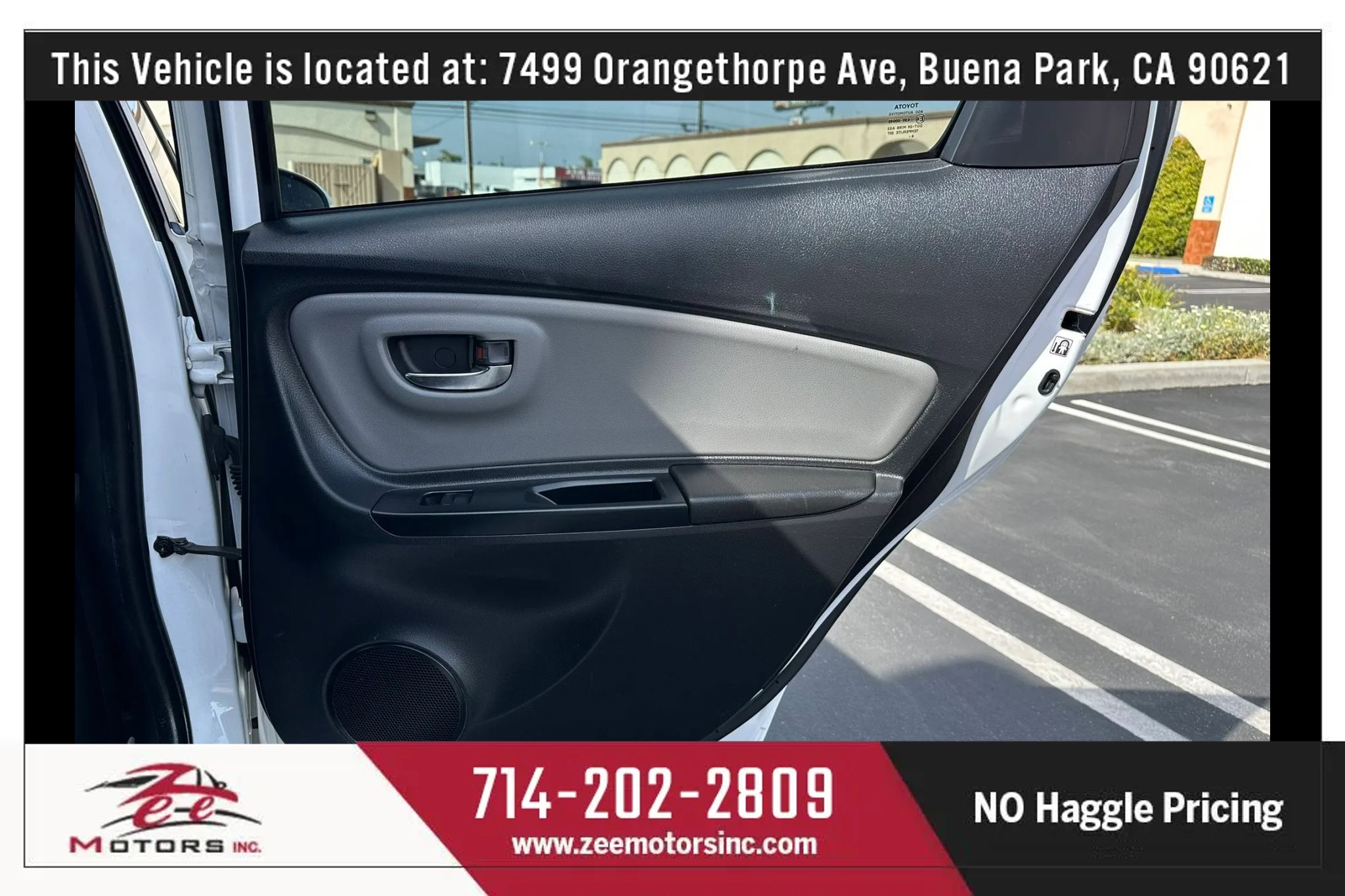 Used 2015 Toyota Yaris LE image 41