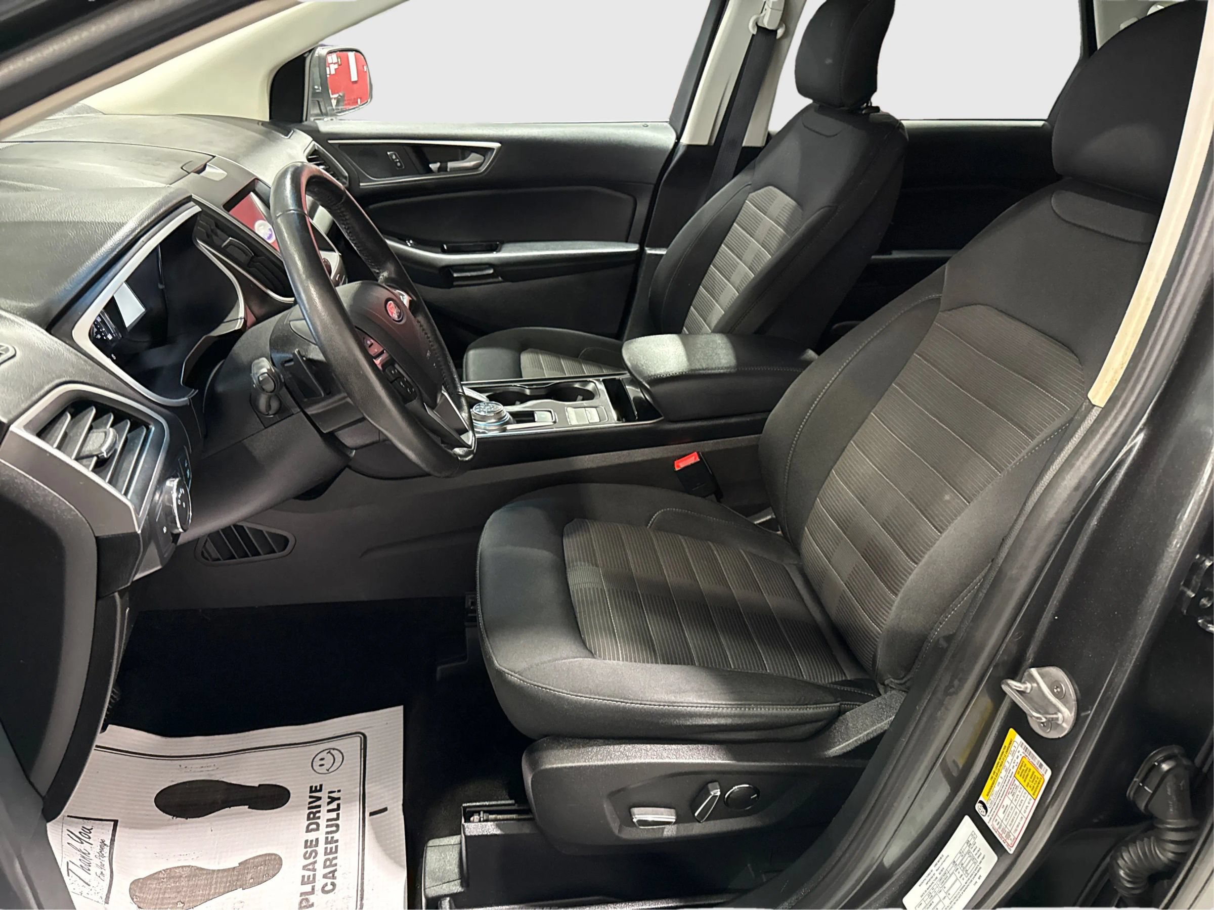 Used 2019 Ford Edge SEL w/ Cargo Accessory Package AWD/4WD image 9