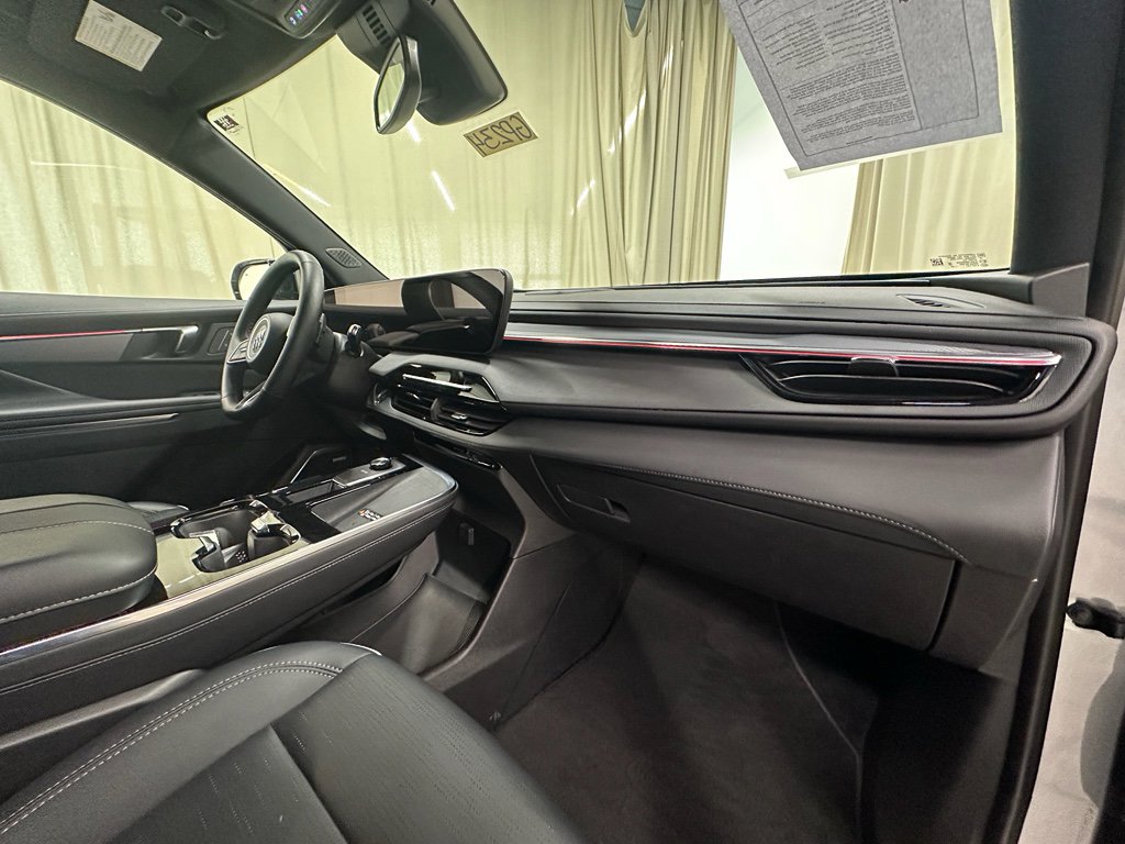 Certified 2025 Buick Enclave Sport Touring image 17