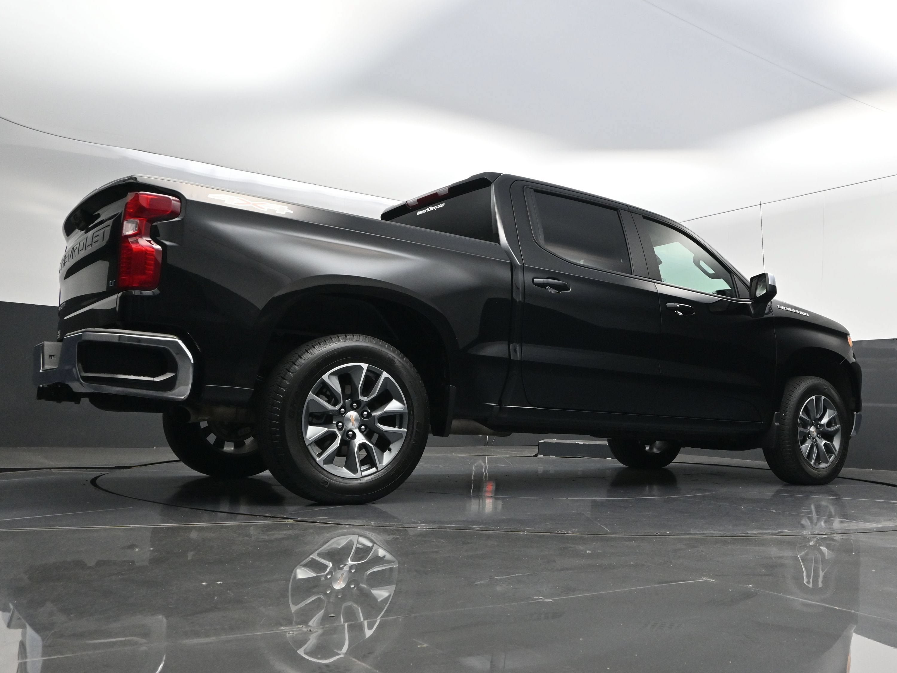 Certified 2026 Chevrolet Silverado 1500 LT AWD/4WD image 41
