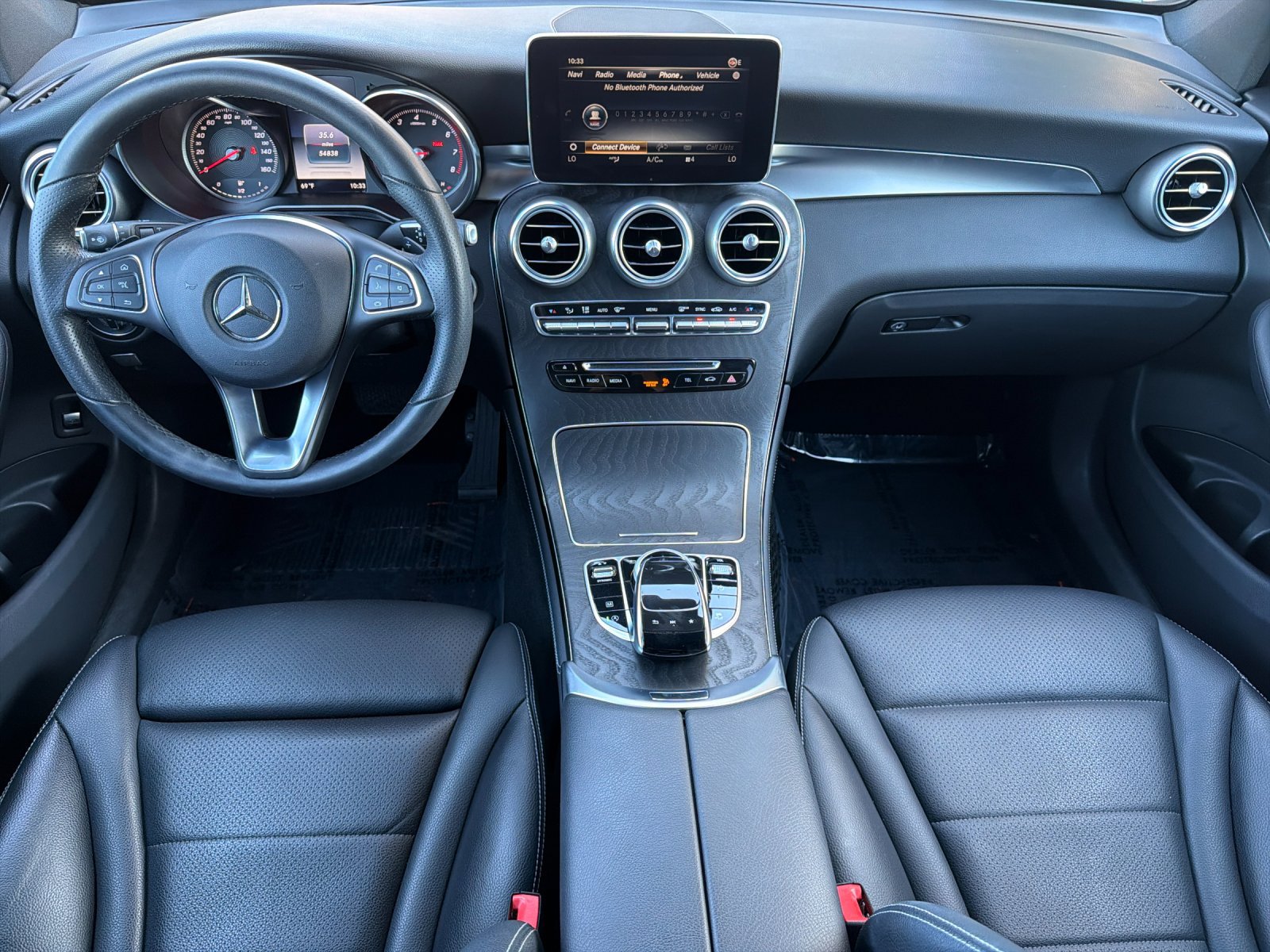 Used 2018 Mercedes-Benz GLC 300 4MATIC image 12