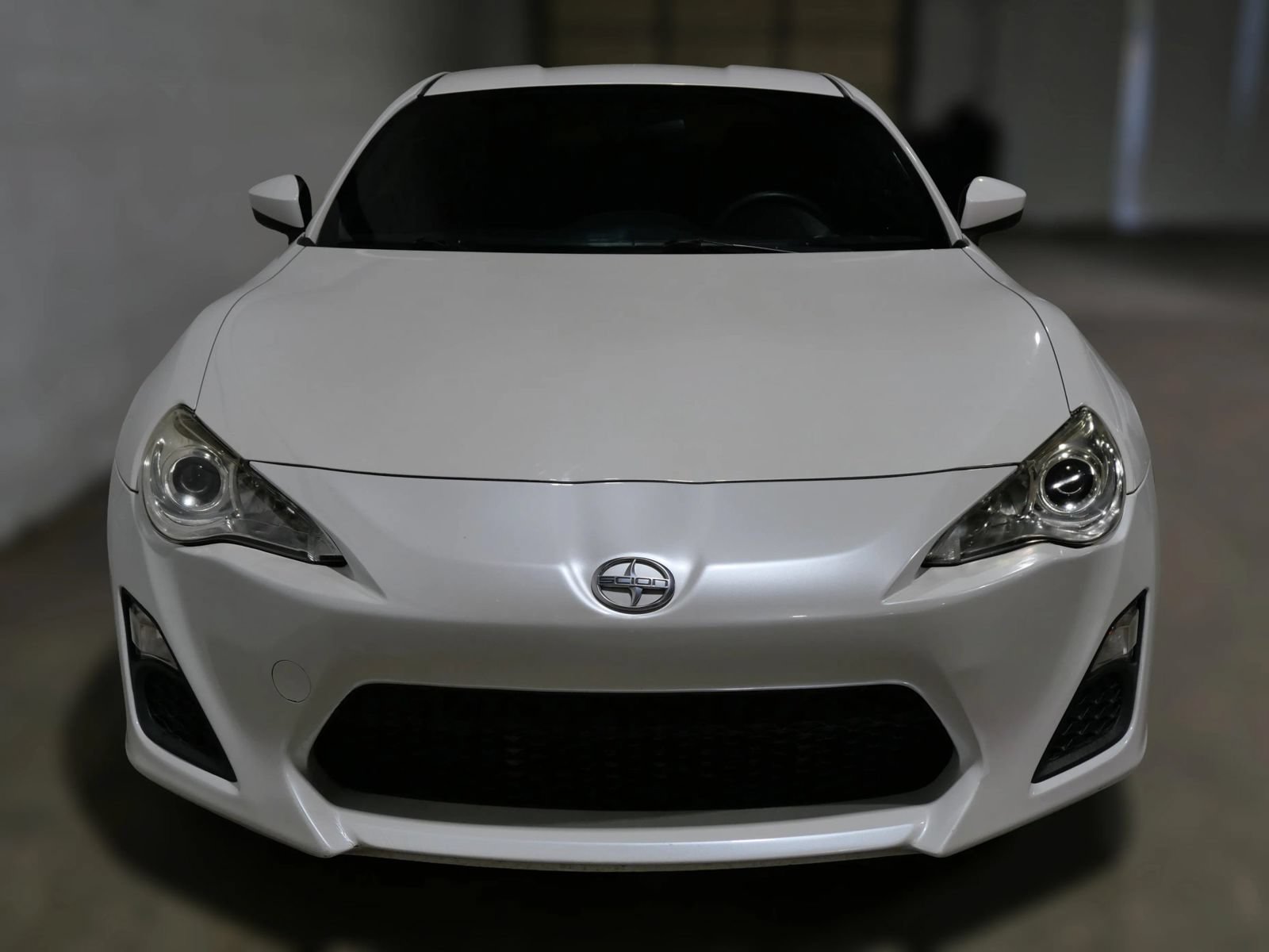 Used 2013 Scion FR-S RWD image 2