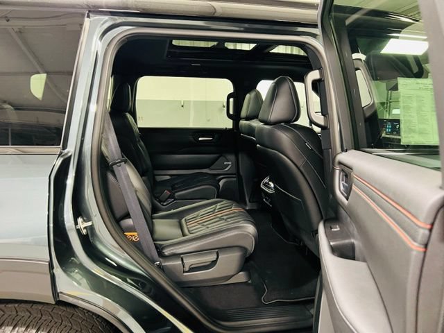New 2026 Nissan Armada PRO-4X AWD/4WD image 35