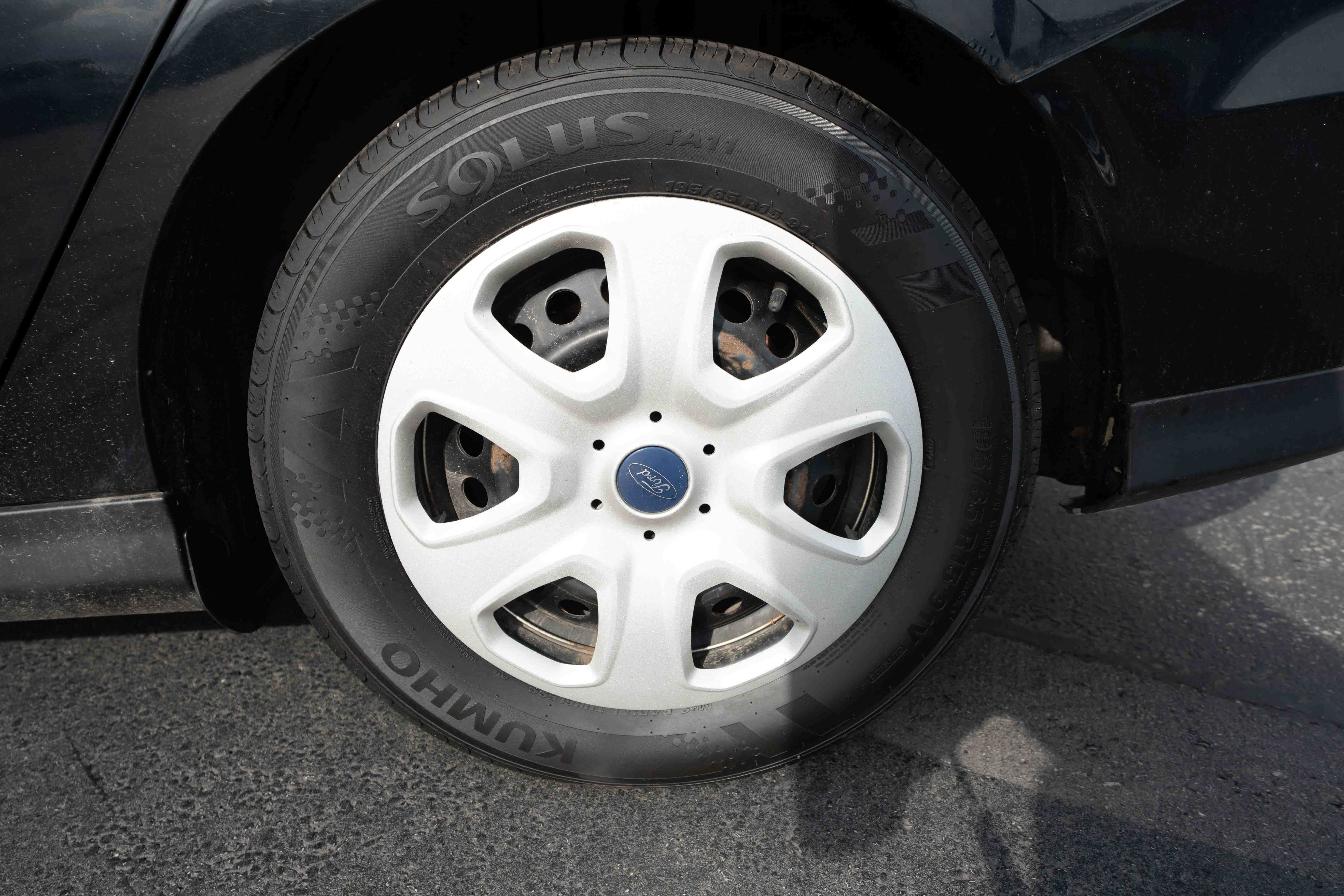 Used 2016 Ford Focus S FWD image 28