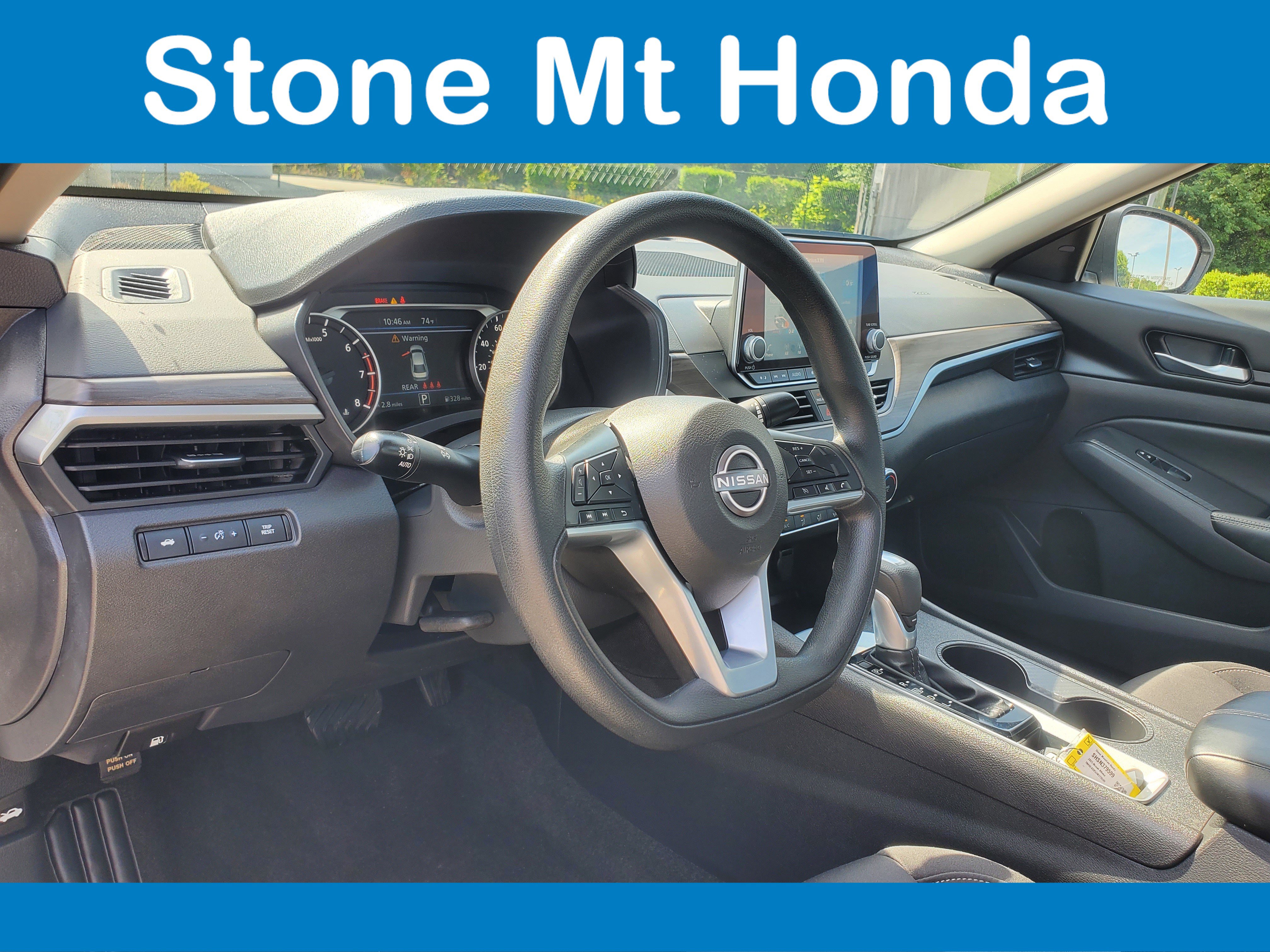 Used 2025 Nissan Altima 2.5 SV FWD image 17