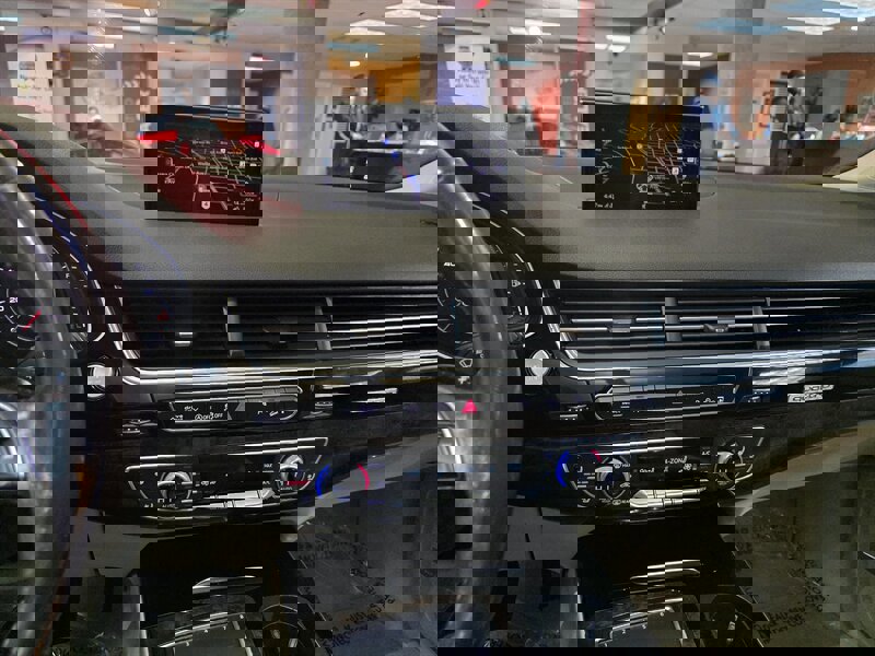 Used 2017 Audi Q7 3.0T Premium Plus w/ Premium Plus Package image 30