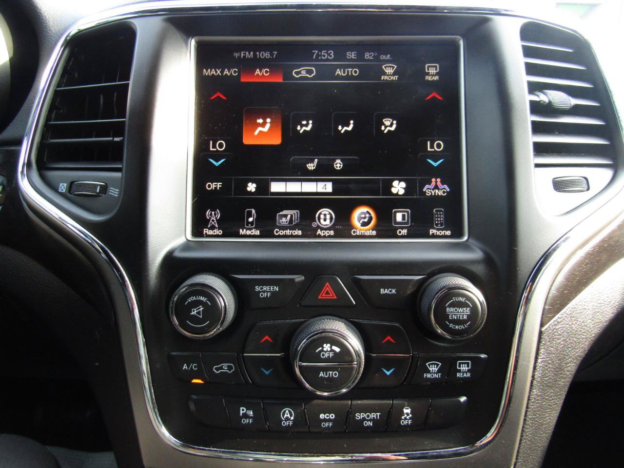 Used 2017 Jeep Grand Cherokee Altitude AWD/4WD image 16