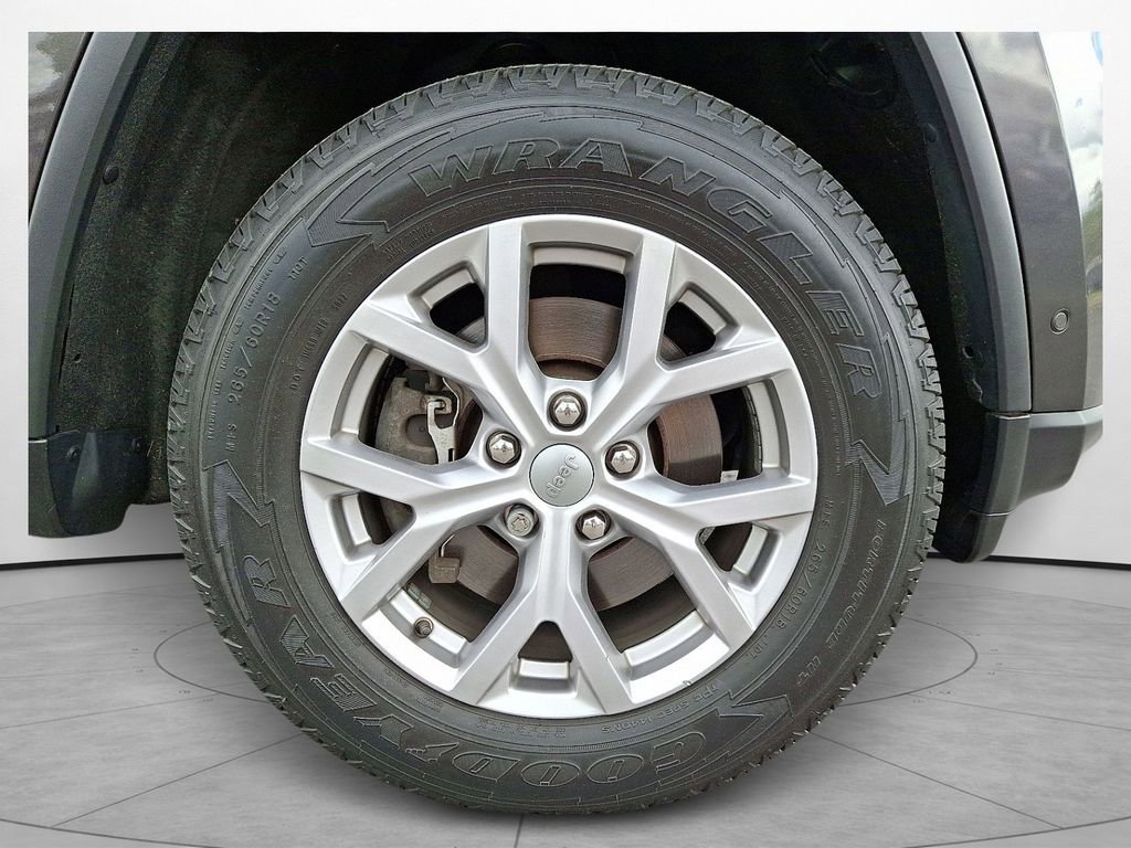 Certified 2021 Jeep Grand Cherokee Limited image 7