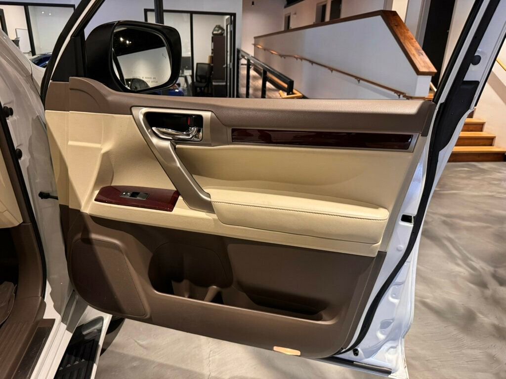 Used 2019 Lexus GX 460 Luxury image 27