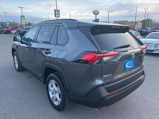 Used 2021 Toyota RAV4 XLE AWD/4WD image 7