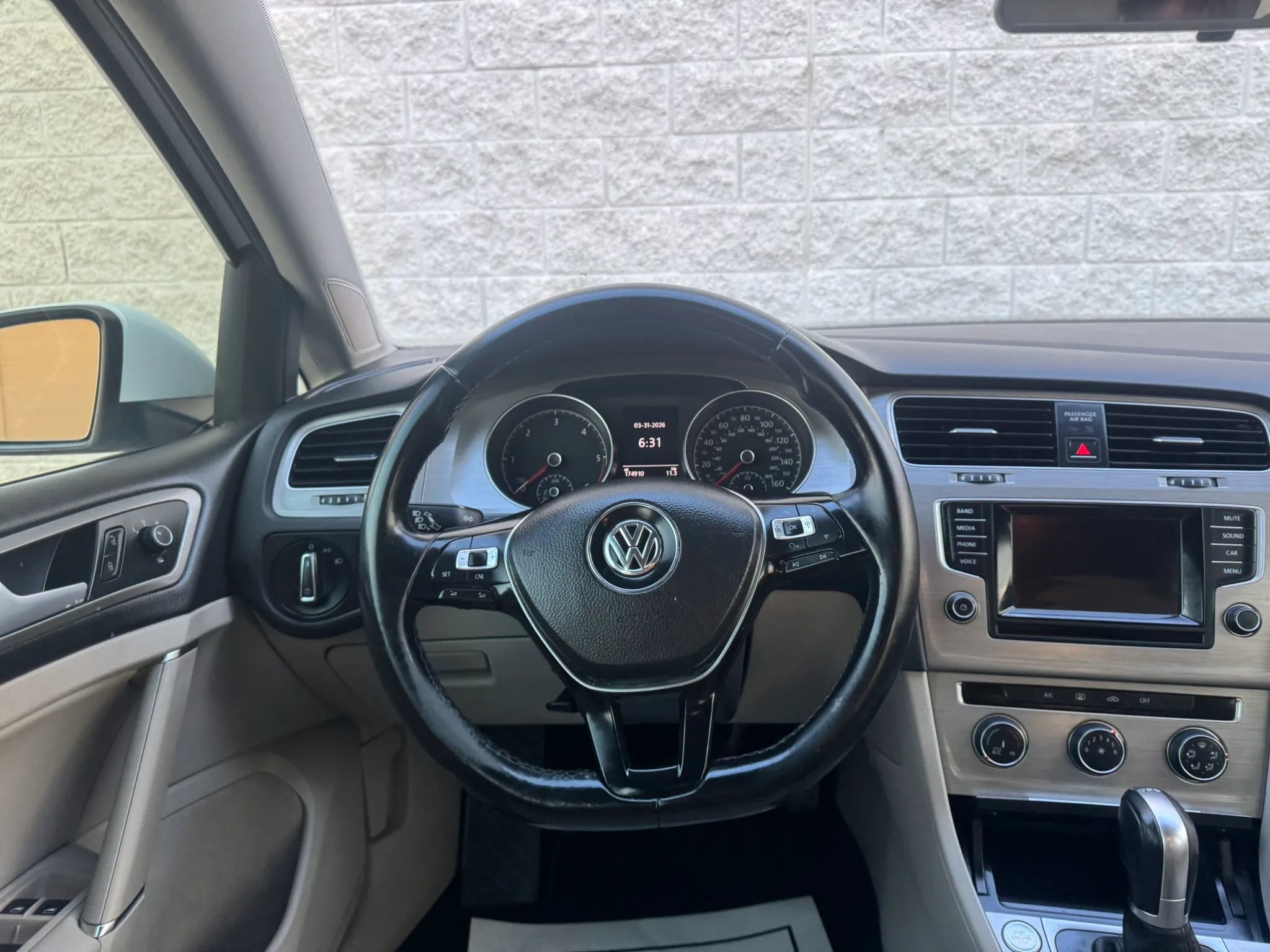 Used 2015 Volkswagen Golf TDI S FWD image 20