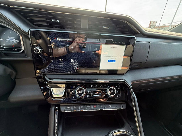 Used 2025 GMC Sierra 1500 AT4 w/ Technology Package AWD/4WD image 34