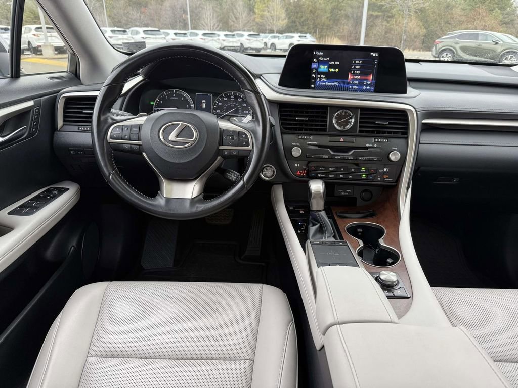 Used 2021 Lexus RX 350L Premium w/ Premium Package image 8