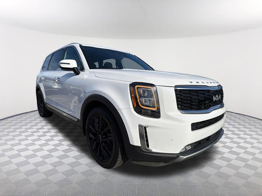 Used 2022 Kia Telluride SX w/ SX Prestige Package image 3