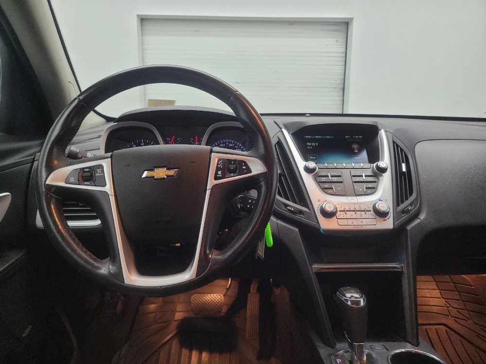 Used 2016 Chevrolet Equinox LTZ w/ Enhanced Convenience Package FWD image 22