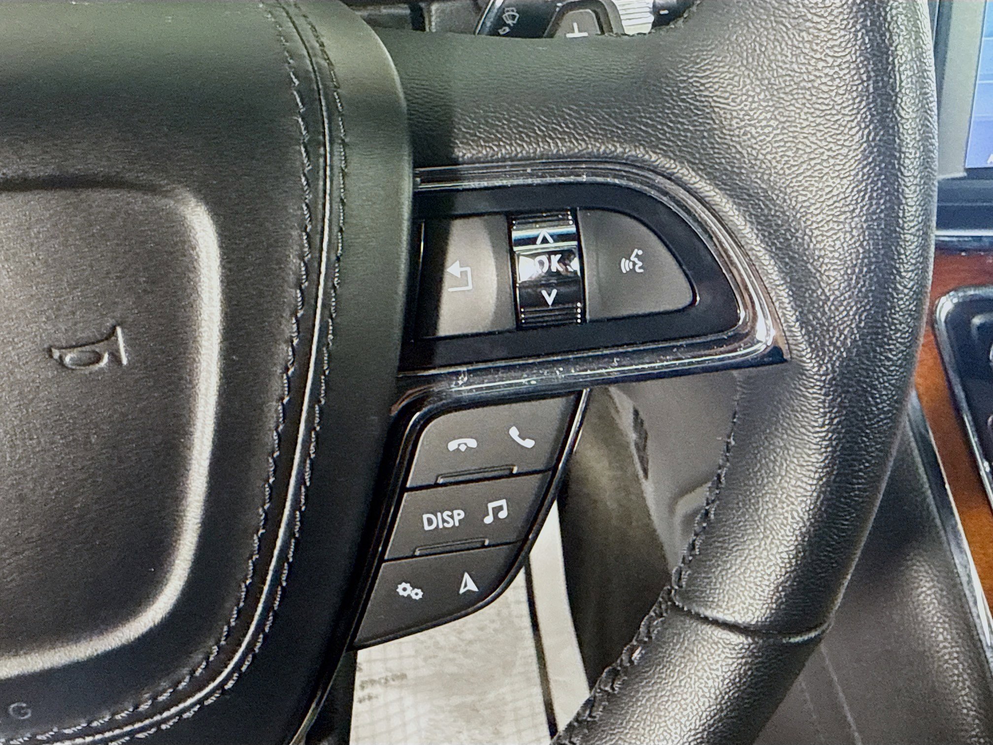 Used 2020 Lincoln Continental image 15