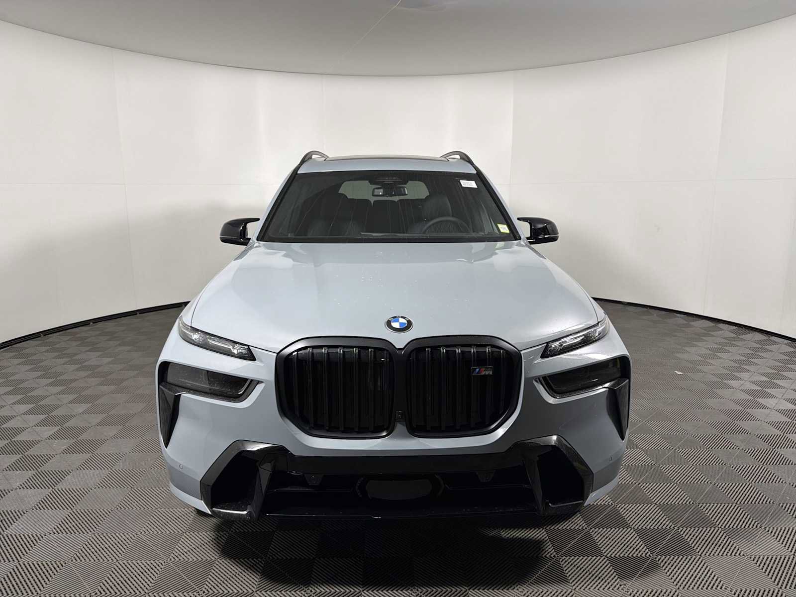 New 2026 BMW X7 M60i image 5