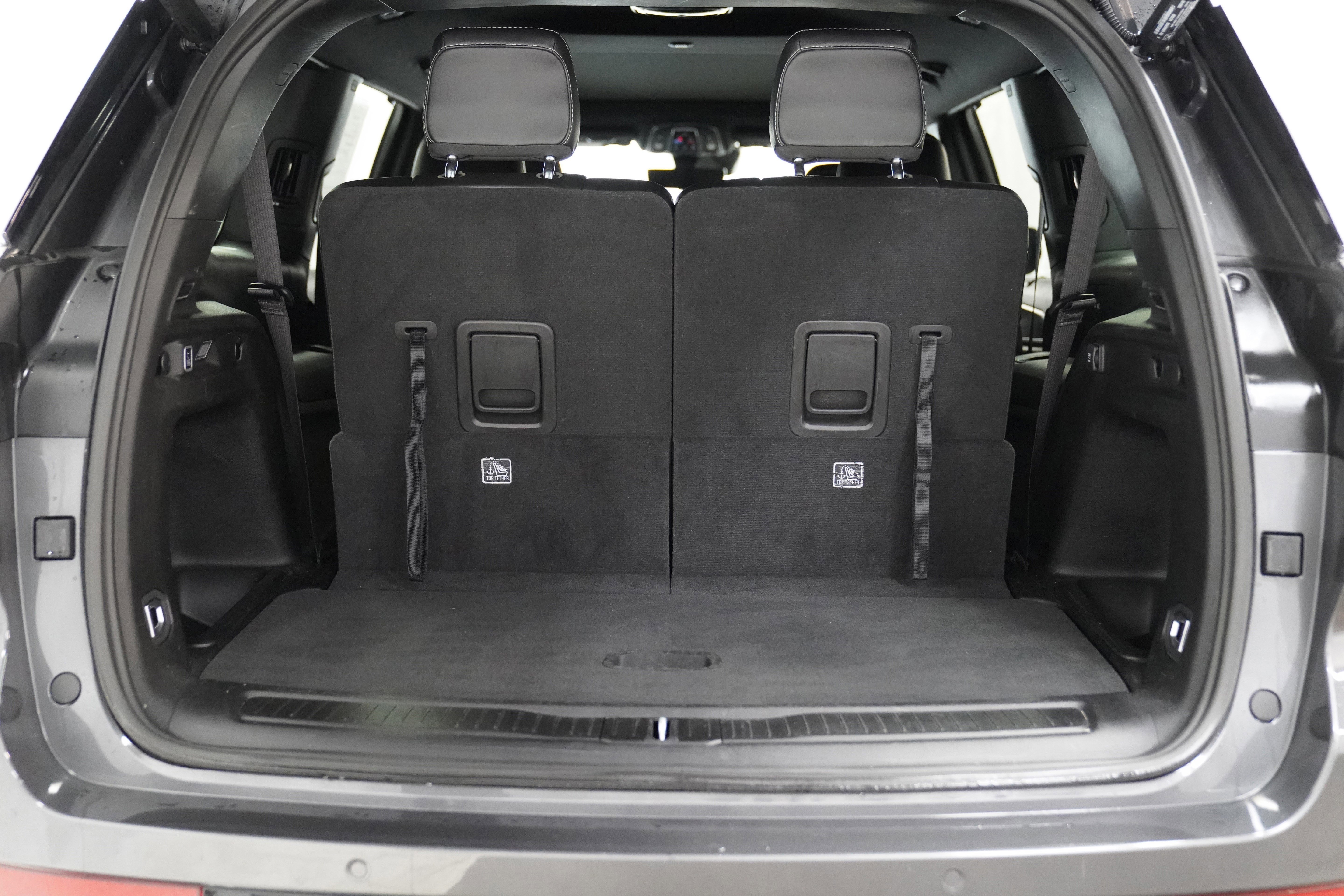 Certified 2024 Jeep Grand Cherokee L Limited w/ Luxury Tech Group II image 8