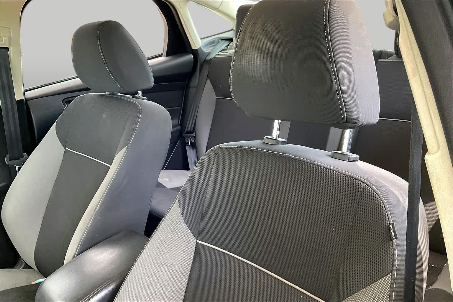 Used 2014 Ford Focus SE FWD image 8