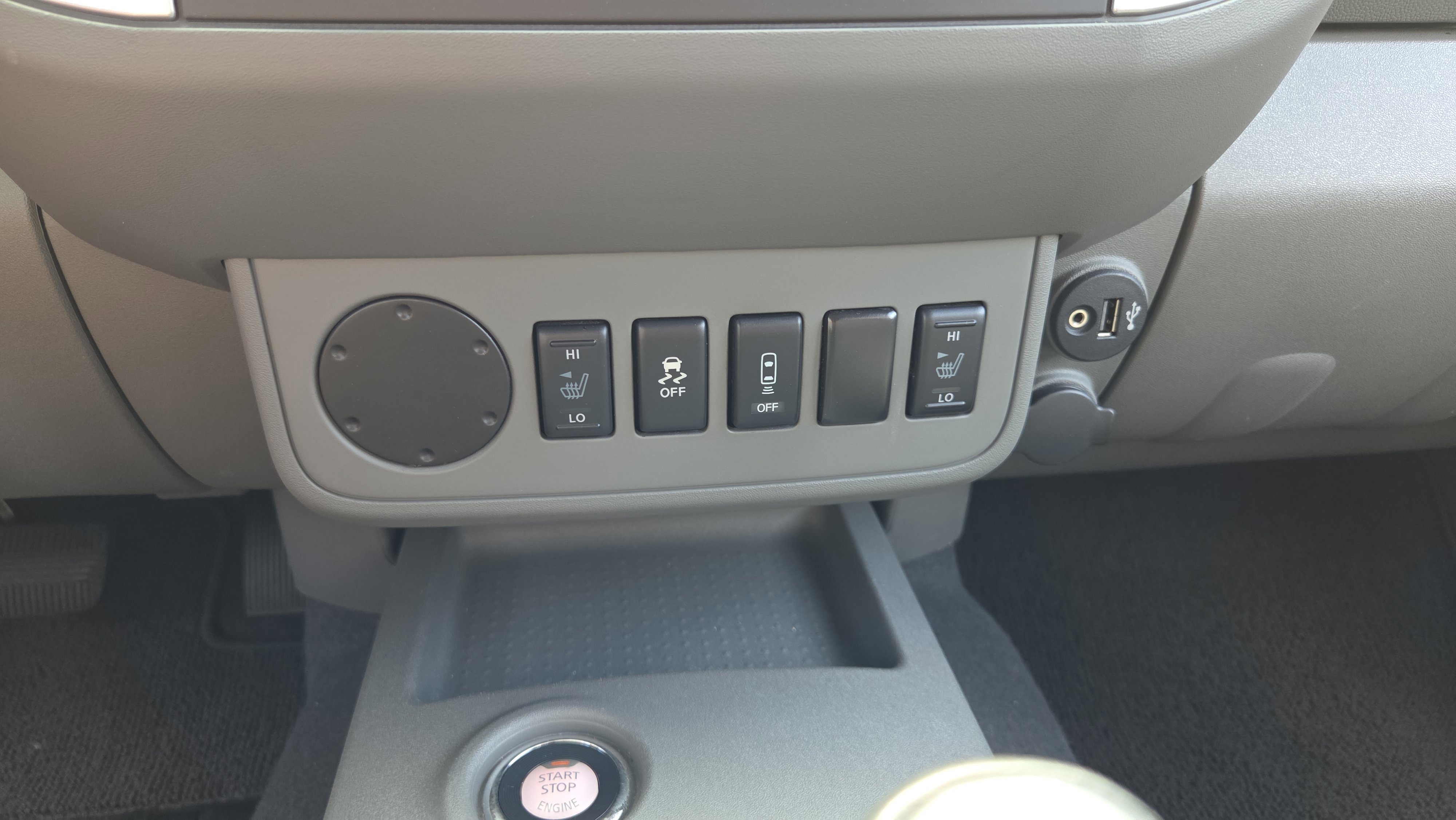 Used 2020 Nissan Frontier SV w/ Midnight Edition Floor Mats RWD image 24