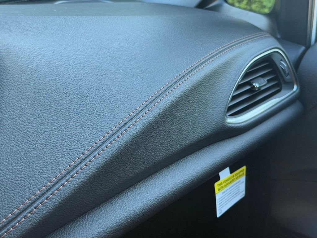 New 2026 Chrysler Pacifica Pinnacle image 24