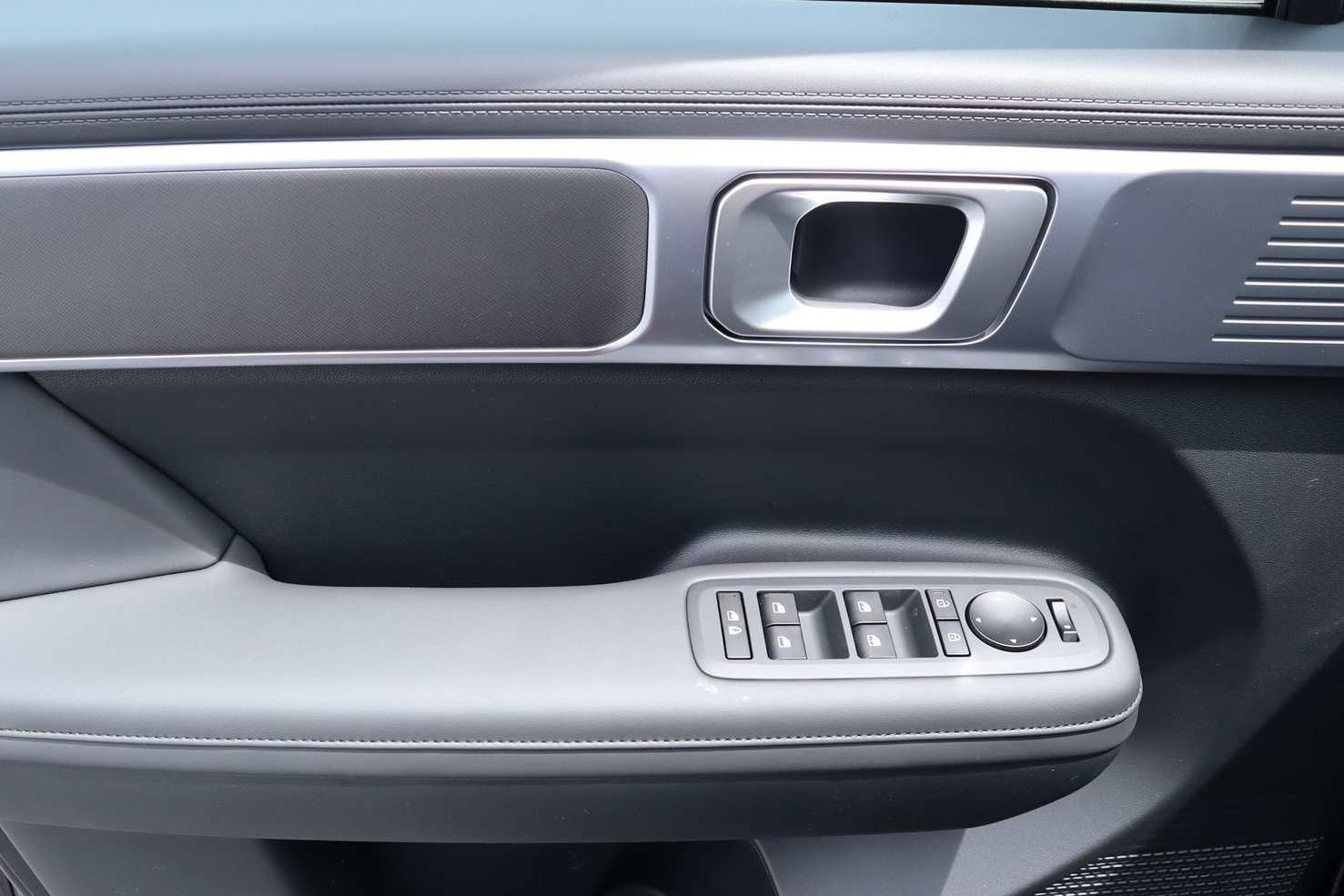 New 2026 Hyundai Santa Fe SEL FWD image 21