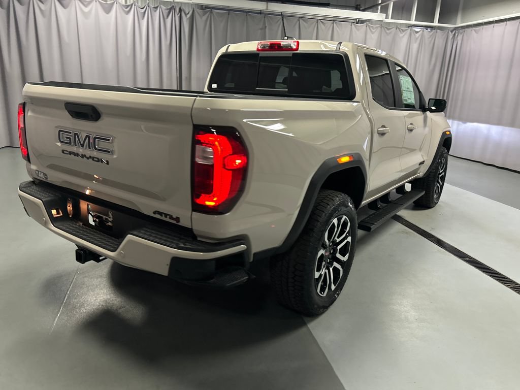 New 2026 GMC Canyon AT4 w/ AT4 Premium Package AWD/4WD image 7