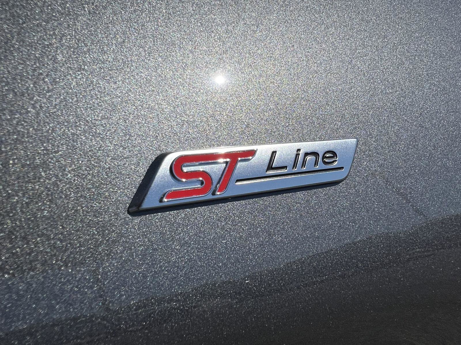 New 2026 Ford Explorer ST-Line AWD/4WD image 3