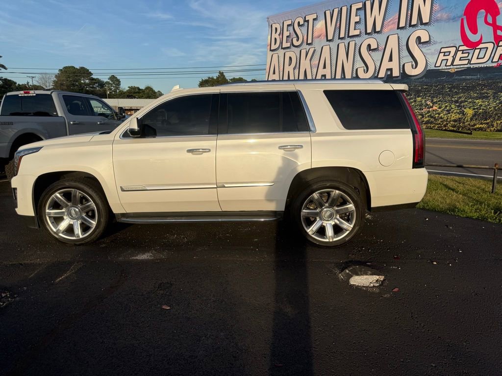 Used 2020 Cadillac Escalade Premium Luxury image 10