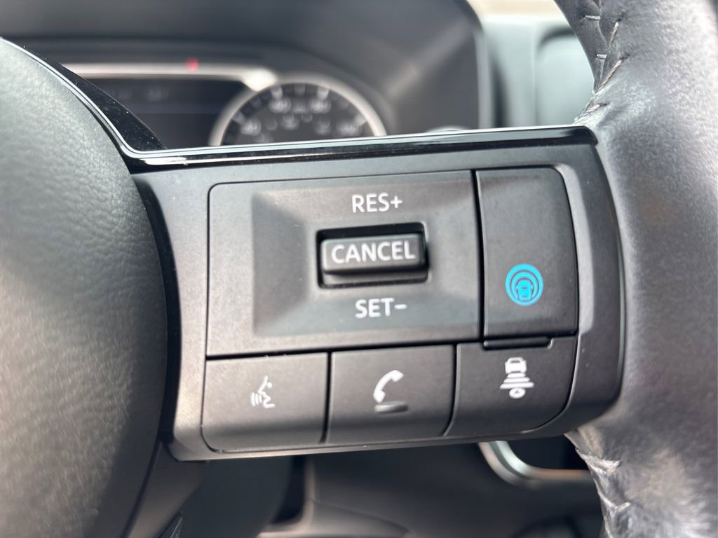 Used 2023 Nissan Rogue SV w/ SV Premium B Package AWD/4WD image 29