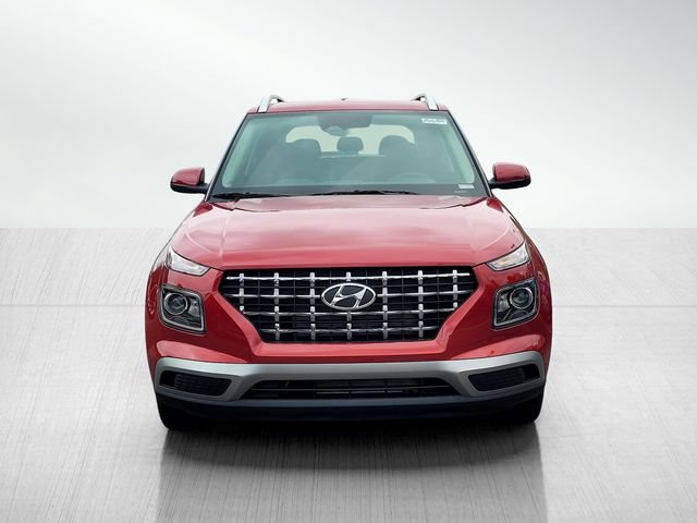 New 2025 Hyundai Venue SEL FWD image 11