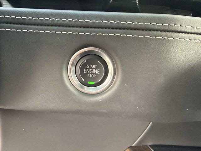 Certified 2025 Cadillac Escalade Premium Luxury Platinum image 29