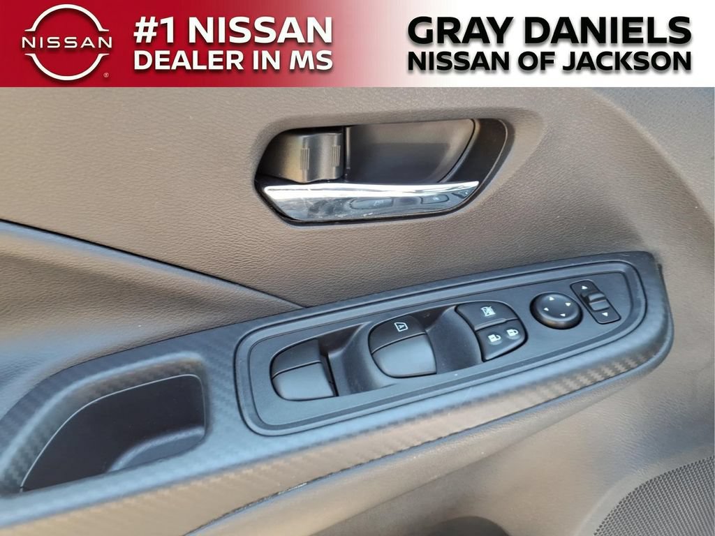 New 2025 Nissan Versa SV w/ Trunk Package FWD image 10